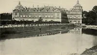Picture 37 of 48 from Romantic castles and palaces, as seen and described by famous writers; (1901), leaf 402