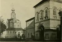 An illustration from Rostov Veliki. Uglich (1913)