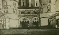 An illustration from Rostov Veliki. Uglich (1913)