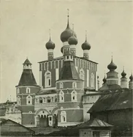 An illustration from Rostov Veliki. Uglich (1913)