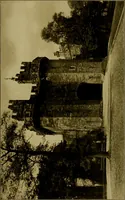An illustration from Royal castles of England; comprising an account of those ancient fortresses which from the days of William the Conqueror either were the homes of English sovereigns or have been intimately associated with the history and romance of their lives (1913)