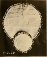 An illustration from The Rundall book of edgings, medallions, insertions and tatting (1915)