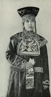 An illustration from Russian festivals and costumes for pageant and dance (1921)