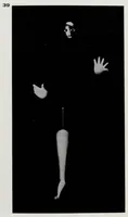Picture 8 of 18 from Oskar Schlemmer et Al. - Die Bühne am Bauhaus (1925), leaf 40