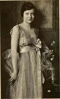 An illustration from The secrets of distinctive dress : harmonious, becoming, and beautiful dress, its value and how to achieve it (1918)