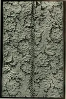An illustration from Seven centuries of lace (1908)