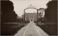 Picture 130 of 181 from Small French buildings; the architecture of town and country, comprising cottages, farmhouses, minor chateaux or manors with their farm groups, small town dwellings, and a few churches (1921), leaf 216