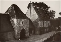Picture 131 of 181 from Small French buildings; the architecture of town and country, comprising cottages, farmhouses, minor chateaux or manors with their farm groups, small town dwellings, and a few churches (1921), leaf 216