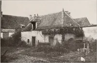 An illustration from Small French buildings; the architecture of town and country, comprising cottages, farmhouses, minor chateaux or manors with their farm groups, small town dwellings, and a few churches (1921)
