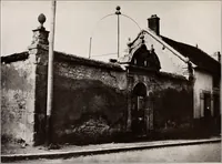 An illustration from Small French buildings; the architecture of town and country, comprising cottages, farmhouses, minor chateaux or manors with their farm groups, small town dwellings, and a few churches (1921)
