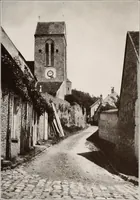An illustration from Small French buildings; the architecture of town and country, comprising cottages, farmhouses, minor chateaux or manors with their farm groups, small town dwellings, and a few churches (1921)
