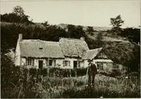 Picture 6 of 179 from Small French buildings; the architecture of town and country, comprising cottages, farmhouses, minor chateaux or manors with their farm groups, small town dwellings, and a few churches (1921), leaf 34