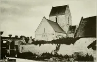 Picture 37 of 179 from Small French buildings; the architecture of town and country, comprising cottages, farmhouses, minor chateaux or manors with their farm groups, small town dwellings, and a few churches (1921), leaf 80