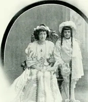 Picture 26 of 69 from Souvenir of the Oxford historical pageant : in aid of the Radcliffe Infirmary, Oxford Eye Hospital, etc., commemoration, 1907, June 27th 28th, 29th, and July 1st, 2d and 3d (1907), leaf 28