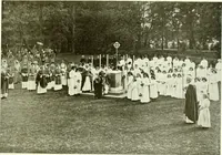 Picture 34 of 69 from Souvenir of the Oxford historical pageant : in aid of the Radcliffe Infirmary, Oxford Eye Hospital, etc., commemoration, 1907, June 27th 28th, 29th, and July 1st, 2d and 3d (1907), leaf 34