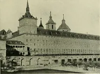 An illustration from Spanish architecture of the sixteenth century; general view of the plateresque and Herrera styles (1917)