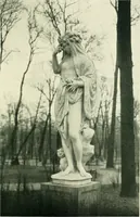 Picture 90 of 195 from Starye gody (1907), leaf 142