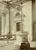 An illustration from Starye gody (1907)