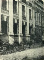 An illustration from Starye gody (1907)