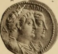 An illustration from Ta nomismata tou kratous ton Ptolemaion (1904)