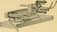 An illustration from Textile texts for cotton manufacturers : concerning the proper methods of equipping and running mills ... and a full list of the patented cotton machinery introduced and sold by the Draper Company (1903)