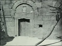 An illustration from The thousand and one churches (1919)