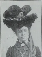 Picture 156 of 532 from Tissus et nouveauts 1904 (1904), leaf 197