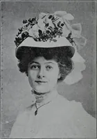 Picture 90 of 480 from Tissus et nouveauts 1907 (1907), leaf 143