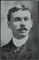 An illustration from Tissus et nouveauts 1909 (1909)