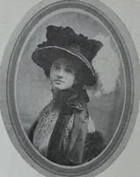 Picture 25 of 493 from Tissus et nouveauts 1909 (1909), leaf 37