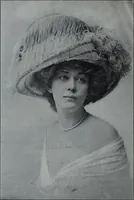 Picture 331 of 493 from Tissus et nouveauts 1909 (1909), leaf 433