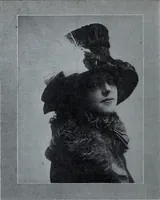 Picture 432 of 493 from Tissus et nouveauts 1909 (1909), leaf 571