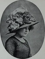 Picture 104 of 413 from Tissus et nouveauts 1910 (1910), leaf 127
