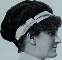 An illustration from Tissus et nouveauts 1910 (1910)