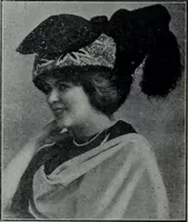 An illustration from Tissus et nouveauts 1910 (1910)