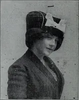 Picture 386 of 413 from Tissus et nouveauts 1910 (1910), leaf 495