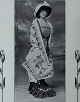 An illustration from Tissus et nouveauts 1910 (1910)
