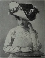 An illustration from Tissus et nouveauts 1910 (1910)