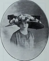 Picture 104 of 455 from Tissus et nouveauts 1911 (1911), leaf 117