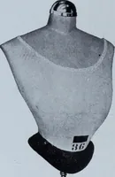 An illustration from Tissus et nouveauts 1911 (1911)