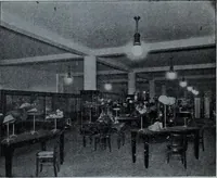 An illustration from Tissus et nouveauts 1911 (1911)