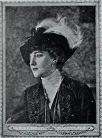An illustration from Tissus et nouveauts 1912 (1912)