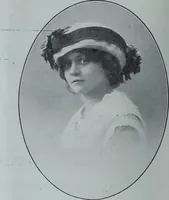 An illustration from Tissus et nouveauts 1913 (1913)