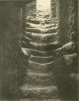 An illustration from Tombs of the third Egyptian dynasty at Reqâqnah and Bêt Khallâf (1904)