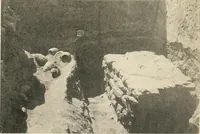 An illustration from Tombs of the third Egyptian dynasty at Reqâqnah and Bêt Khallâf (1904)