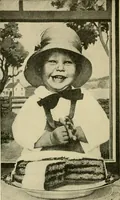 An illustration from The typography of advertisements that pay : how to choose and combine type faces, engravings and all the other mechanical elements of modern advertisement construction (1917)