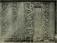 An illustration from Ursprung der christlichen Kirchenkunst, neue Tatsachen und Grundsätze der Kunstforschung, erörtert von Josef Strzygowski. Deutsche, vermehrte Originalausgabe (1920)