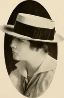 An illustration from Vantine's. (1915)