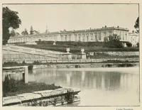 Picture 8 of 19 from Versailles, le château--les jardins--les Trianons-- le musée--la ville (1904), leaf 94