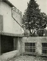 An illustration from Villas of Florence and Tuscany (1922)